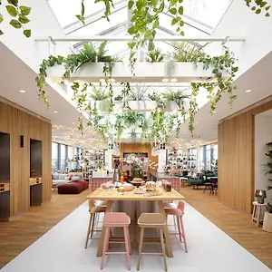 Apart-hotel Zoku ****