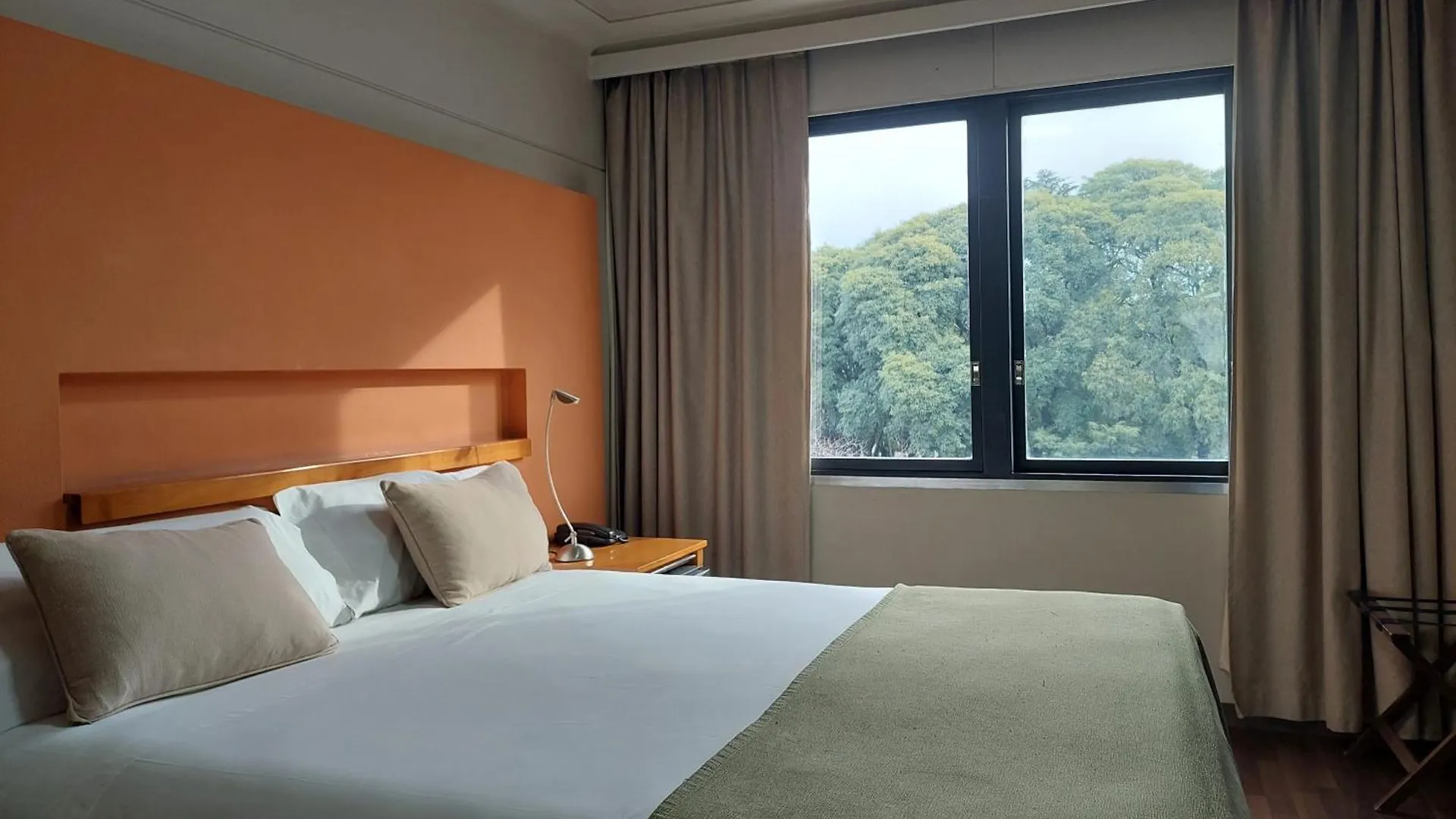 Hotel Raices Aconcagua Mendoza 4*,